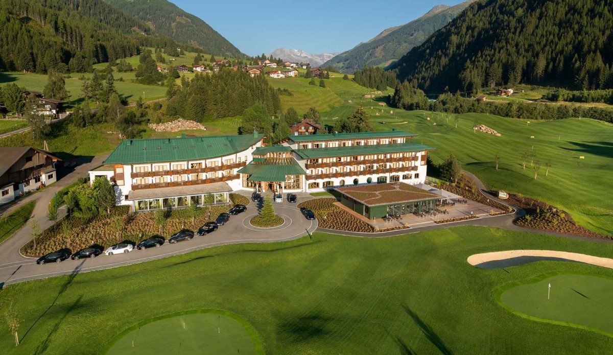 Defereggental Hotel & Resort: Per Porsche durch die Dolomiten...