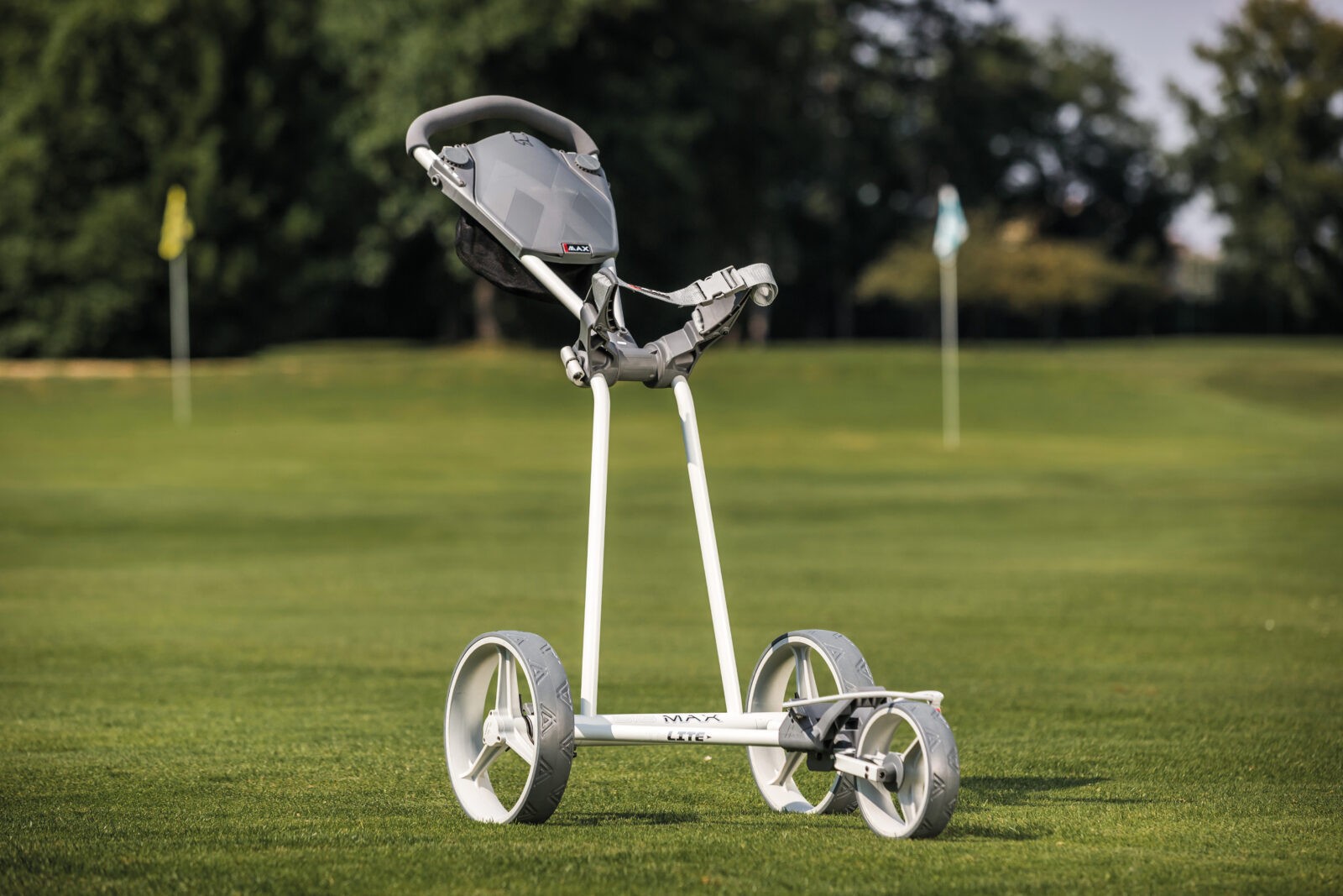 Das leichtgewicht big max ti lite trolley simplygolf