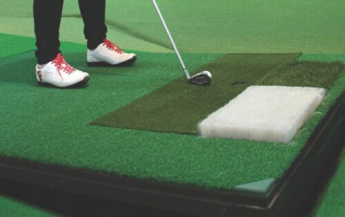 golfzon-golf-simulator-why-golfzonsimulator-tilted-moving-swing-plate(2)