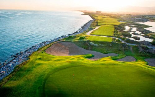 Stunning-coastline-at-Al-Mouj-Golf