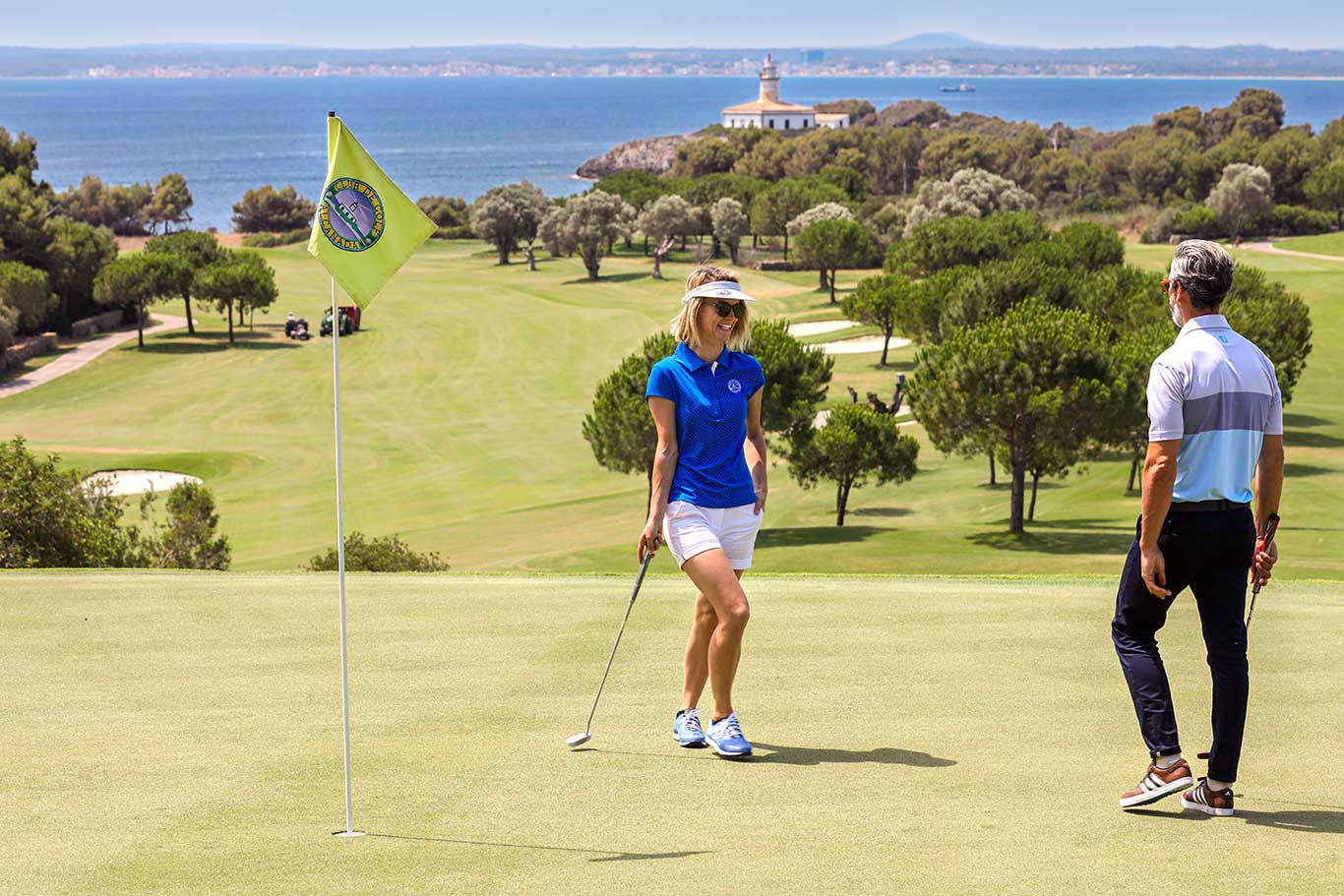 Alcanada und Golfen: Carossa