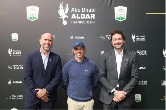 Rory McIlroy im Mittelpunkt: Gemeinsam mit Vertretern von Aldar präsentiert der Nordire die neue Partnerschaft für die Abu Dhabi Aldar Championship 2026. Vom 5. bis 8. November wird auf Yas Links der Auftakt der DP World Tour Play-offs gespielt.